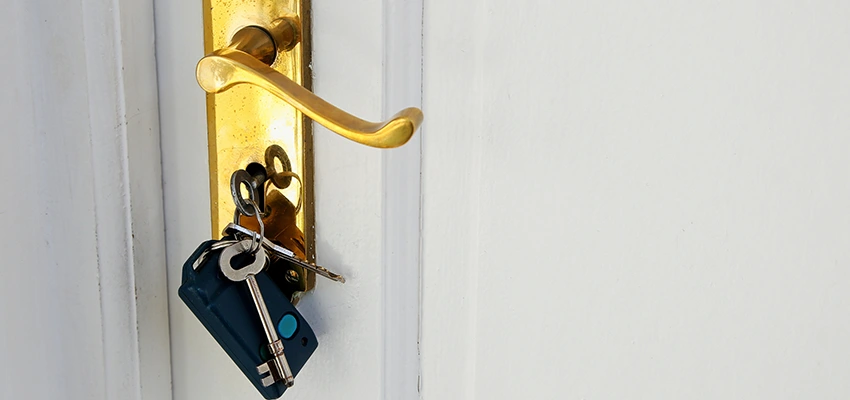 Broken Door Key Extraction in San Clemente, CA